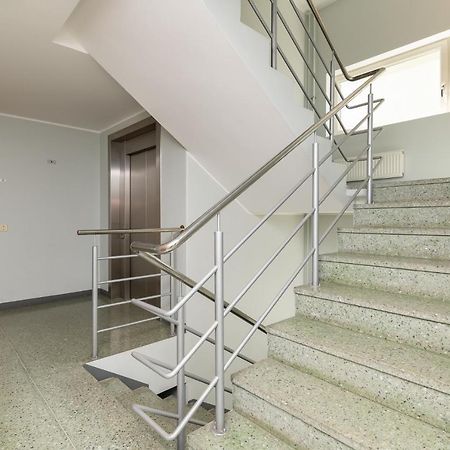 Central Rosi Art Deco Apartment With Parking Tallinn Exterior photo