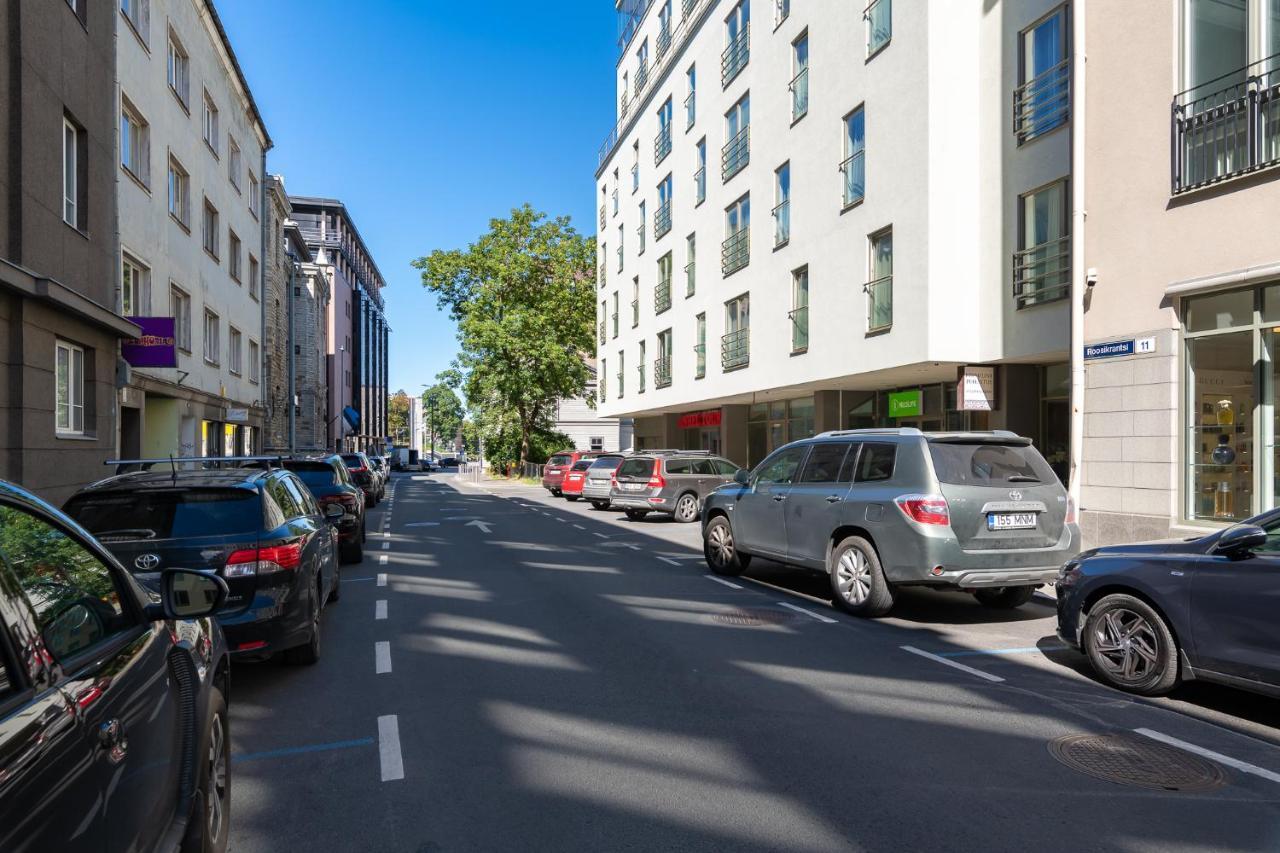 Central Rosi Art Deco Apartment With Parking Tallinn Exterior photo